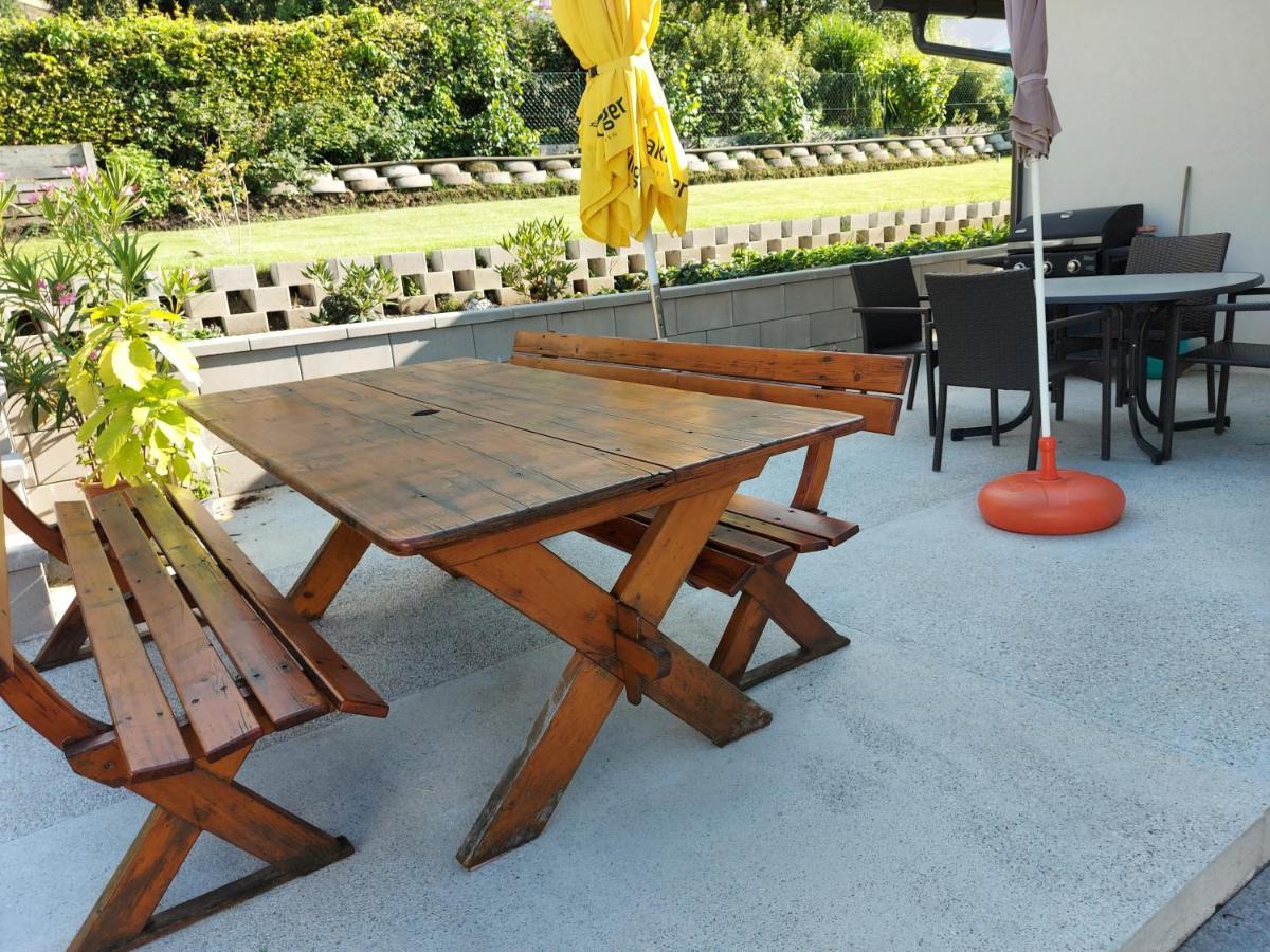 Privatzimmer Roland Hutten Kültér fotó